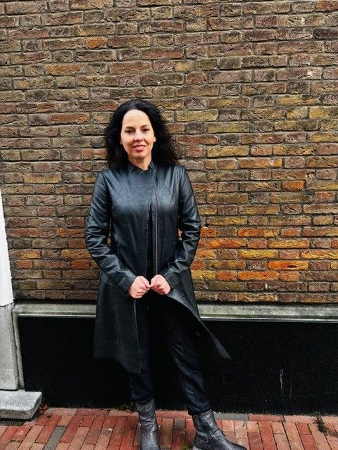 Anna Lene zwart