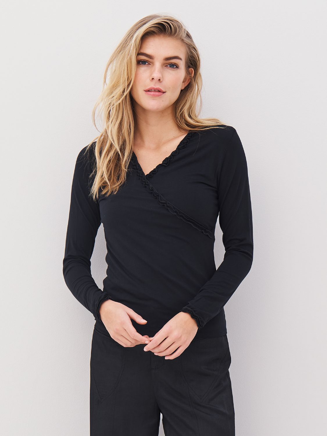 nu-denmark-adele-wrap-tee-l-s-8520-44-000-008261-0-6374 Adele Wrap/Tee l/s 8520-44-000