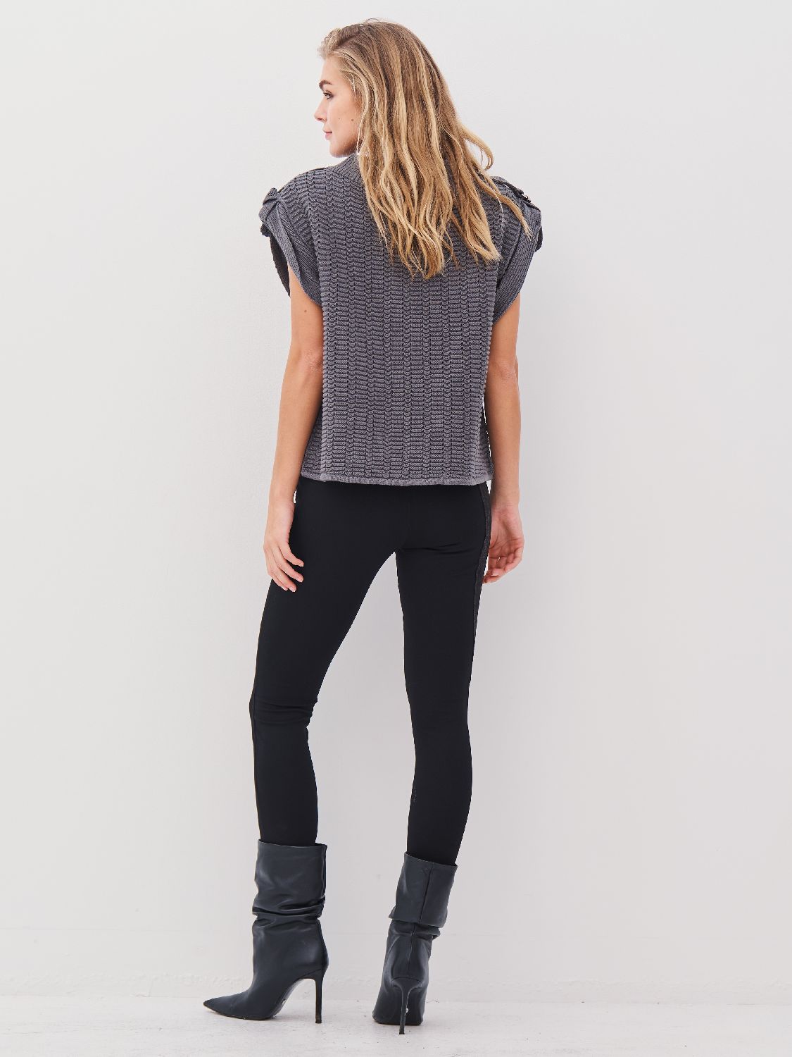 Alisa trouser 8528-19-000