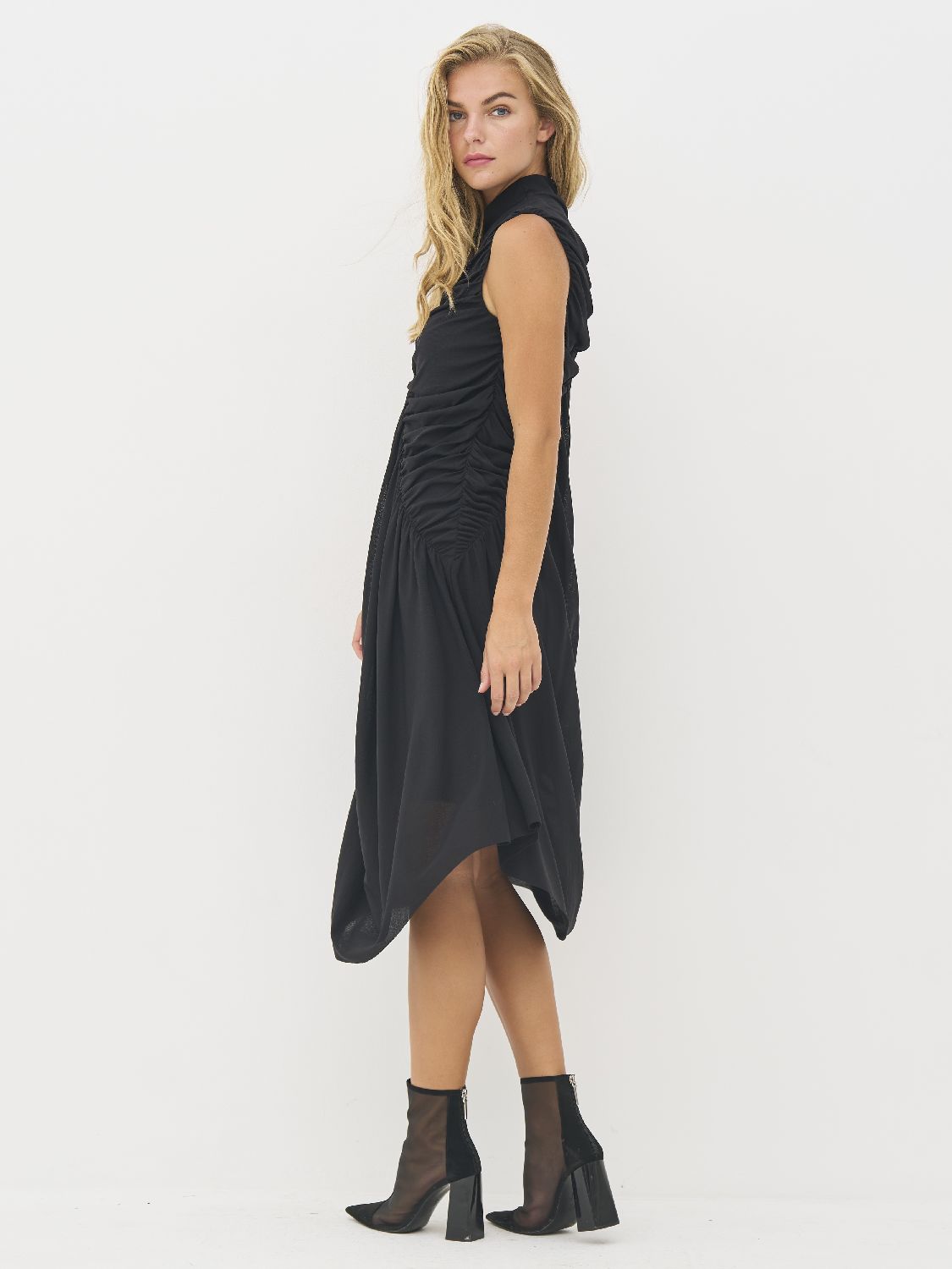 Beth Dress 8621-23