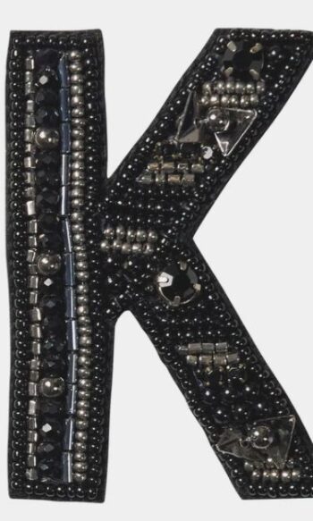 Broche K